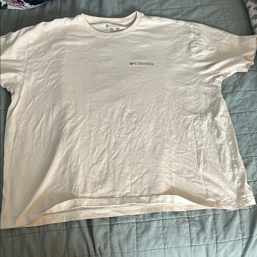 Columbia Men's Off-White Short Sleeve Tee